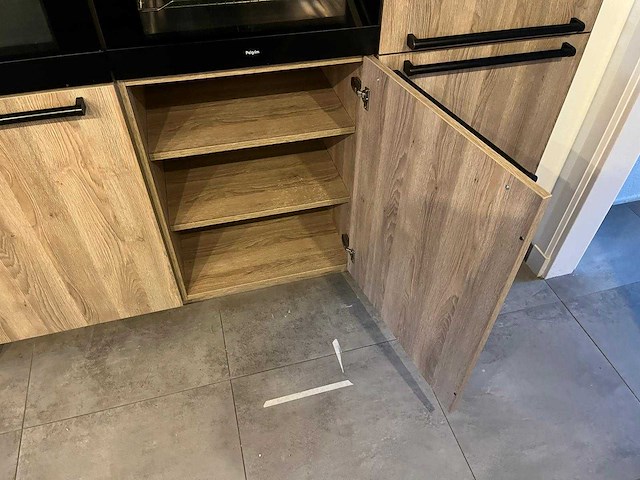 Rotpunkt - keuken met pelgrim apparatuur - afbeelding 18 van  30