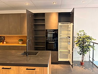 Rotpunkt - showroomkeuken met apparatuur - afbeelding 9 van  23