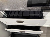 Rotpunkt - showroomkeuken met bosch/inventum apparatuur - afbeelding 5 van  25