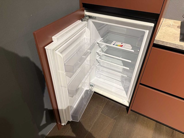 Rotpunkt - showroomkeuken met inventum apparatuur - afbeelding 6 van  20