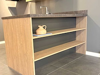 Rotpunkt - showroomkeuken met neff/pelgrim apparatuur - afbeelding 13 van  24