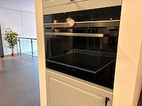 Rotpunkt - showroomkeuken met pelgrim/siemens apparatuur - afbeelding 7 van  27