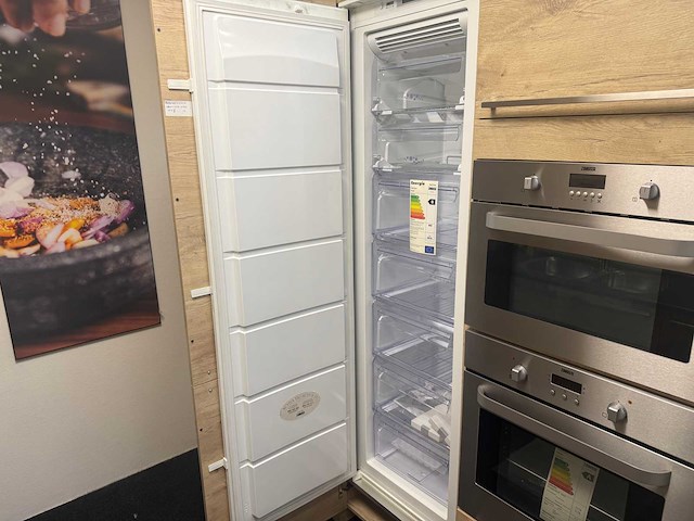 Rotpunkt - showroomkeuken - afbeelding 6 van  34