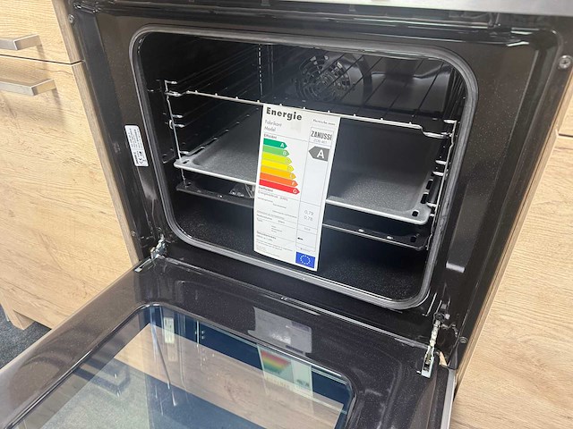 Rotpunkt - showroomkeuken - afbeelding 18 van  34