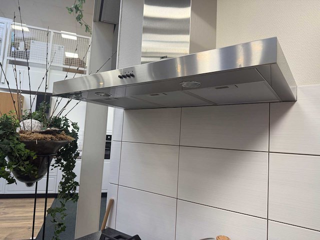 Rotpunkt - showroomkeuken - afbeelding 26 van  34