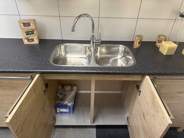 Rotpunkt - showroomkeuken - afbeelding 33 van  34