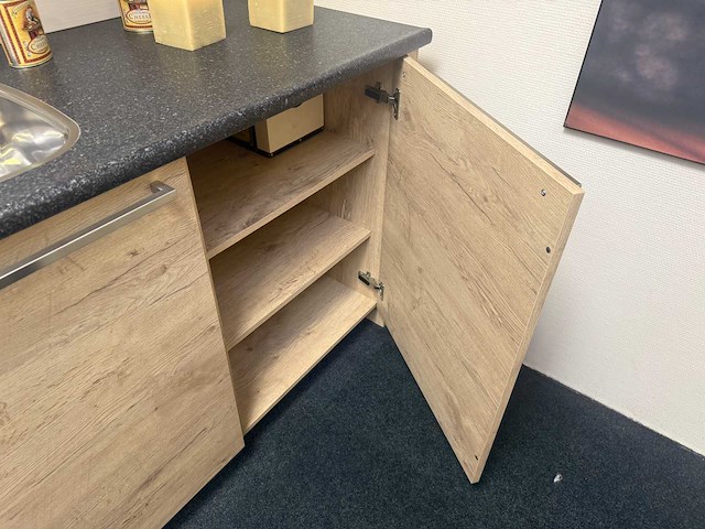 Rotpunkt - showroomkeuken - afbeelding 34 van  34