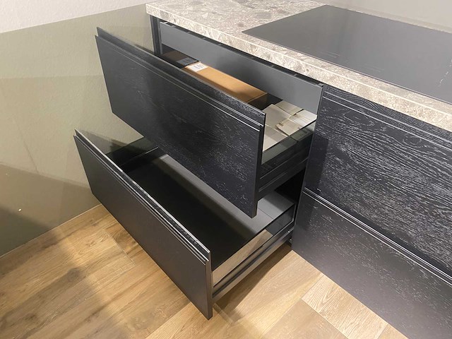 Rotpunkt - showroomkeuken - afbeelding 21 van  27