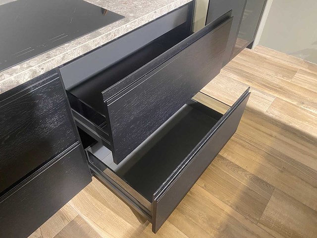 Rotpunkt - showroomkeuken - afbeelding 22 van  27