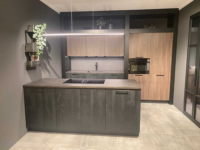 Rotpunkt - showroomkeuken - afbeelding 1 van  31