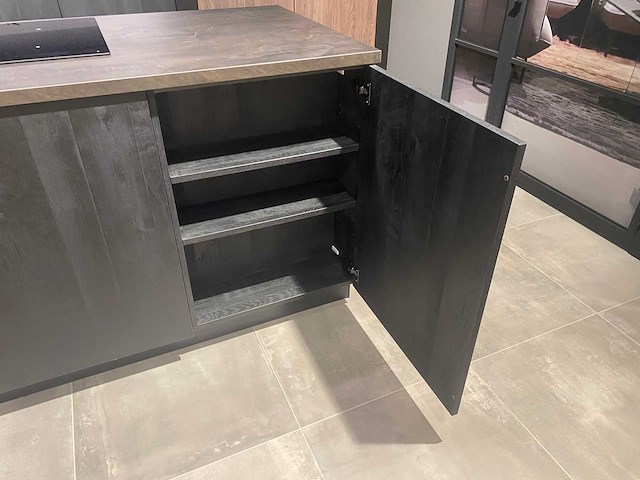 Rotpunkt - showroomkeuken - afbeelding 22 van  31