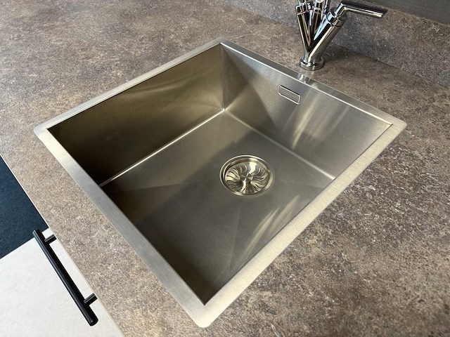 Rotpunkt - showroomkeuken - afbeelding 3 van  31