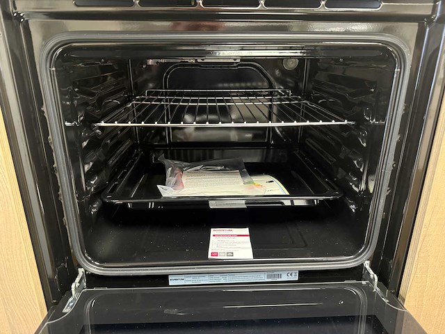 Rotpunkt - showroomkeuken - afbeelding 11 van  31