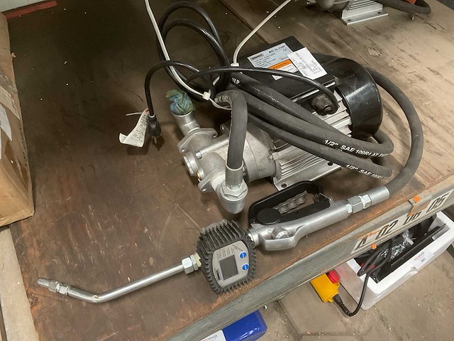 Roughneck ac olie pomp - afbeelding 3 van  4