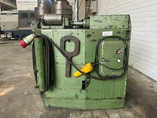 Roundo - r-3 - profielbuigmachine - afbeelding 3 van  8