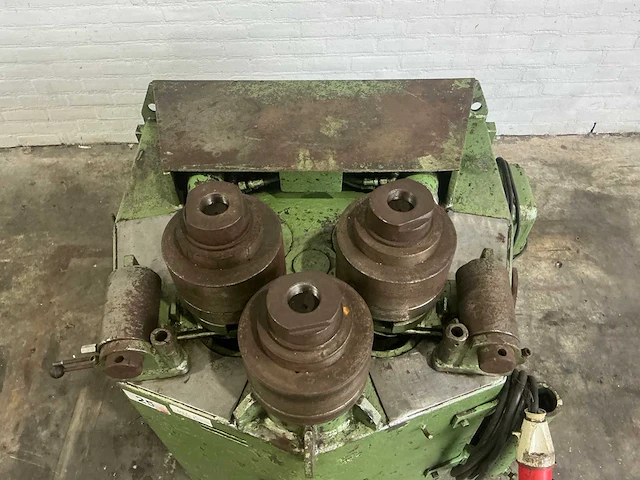 Roundo - r-3 - profielbuigmachine - afbeelding 5 van  8