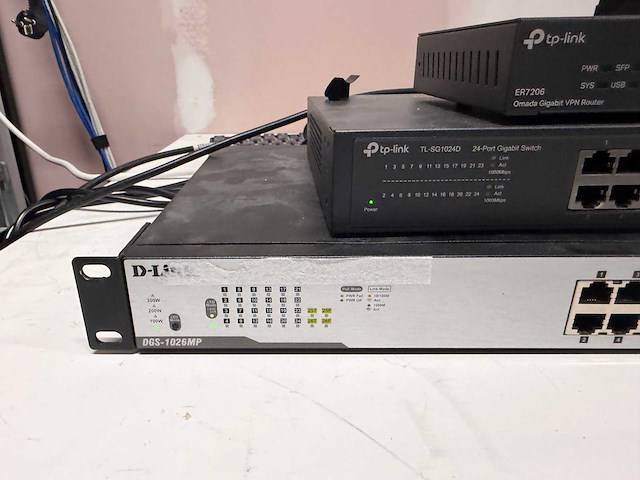 Router & switch (5x) - afbeelding 2 van  5