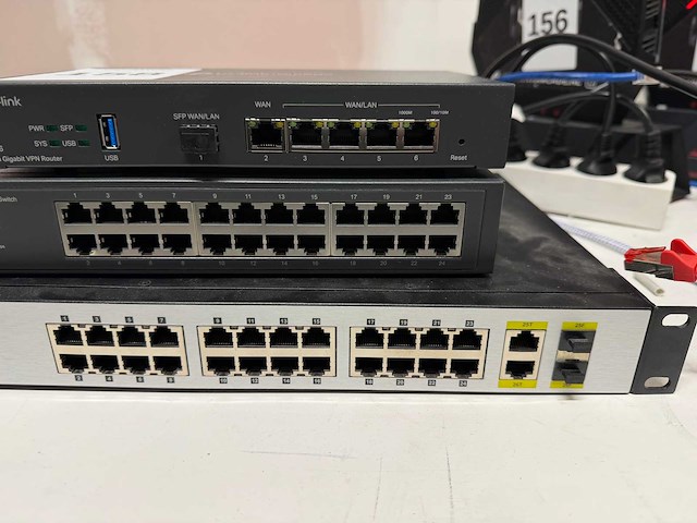 Router & switch (5x) - afbeelding 3 van  5