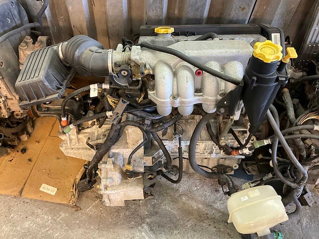 Rover 1.8 k-series (18k4f) 16v twin cam v.v. versnellingsbak - afbeelding 1 van  7