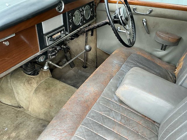 Rover 90 oldtimer - afbeelding 11 van  24