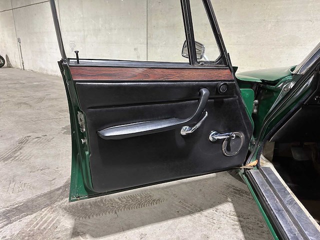 Rover tc-serie 3.5 s saloon 3500 v8 p6 145pk 1972 (origineel-nl), 76-70-uj - afbeelding 21 van  36