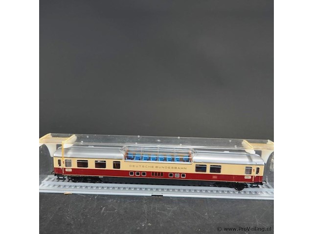 Rowa? tee uitzichtwagon (panoramarijtuig) van de 1e klasse van de deutsche bundesbahn (db) - afbeelding 2 van  3