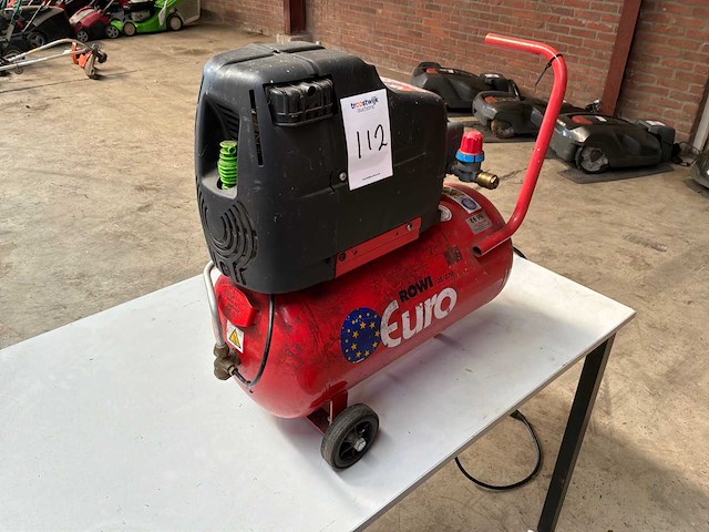 Rowi 25/220 luchtcompressor - afbeelding 1 van  8
