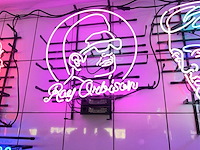 Roy orbinson glas neon - afbeelding 1 van  3