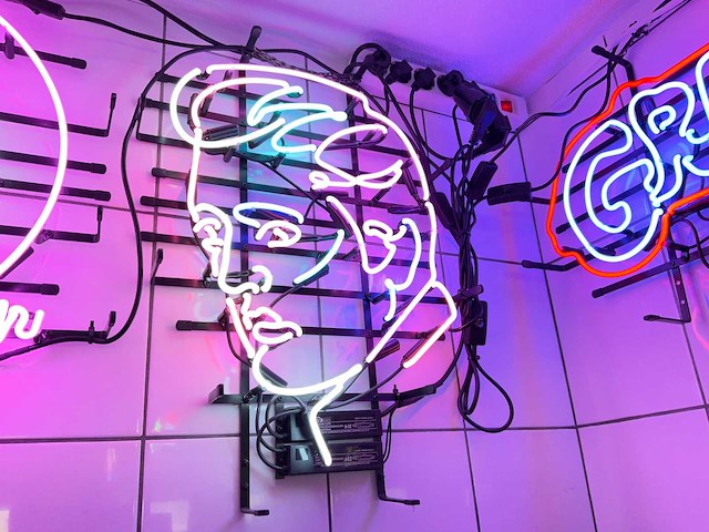 Roy orbinson glas neon - afbeelding 1 van  2