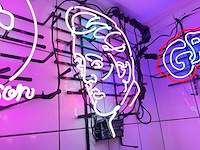Roy orbinson glas neon - afbeelding 2 van  2
