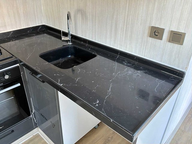 Royaal house 22 m² chalet - afbeelding 2 van  35