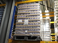 Royal club cassis. 120 trays a 24 blikken 0,33l. totaal 2880 blikken. tht 7-26. bod is inclusief 432 euro s... - afbeelding 1 van  2