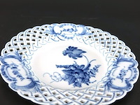 Royal copenhagen ajourgevormd porseleinen sierbord - afbeelding 1 van  5