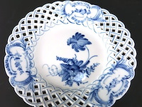 Royal copenhagen ajourgevormd porseleinen sierbord - afbeelding 2 van  5