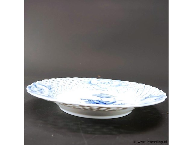 Royal copenhagen ajourgevormd porseleinen sierbord - afbeelding 3 van  5