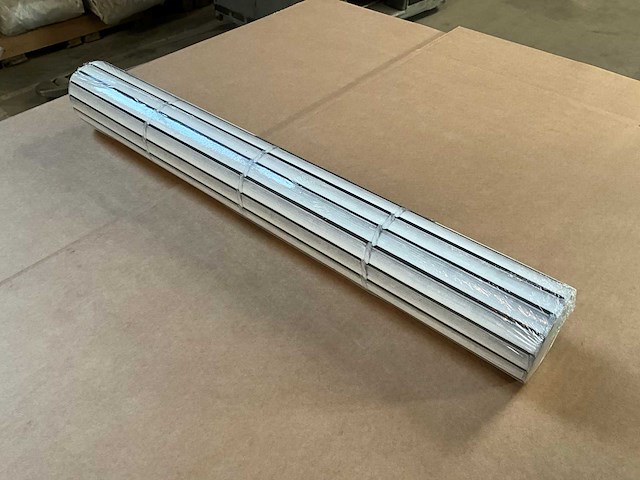 Royal dutch vlies behang (336x) - afbeelding 2 van  4