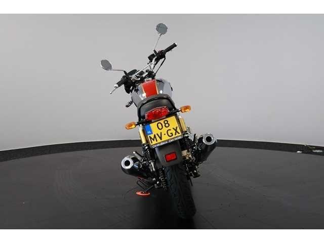 Royal enfield - tour - interceptor int 650 - motorfiets - afbeelding 7 van  11