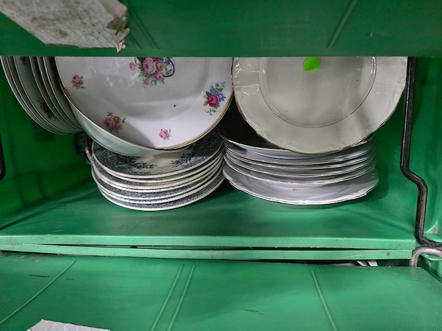 Royal esser, etc. grote partij porselein servies - afbeelding 3 van  14