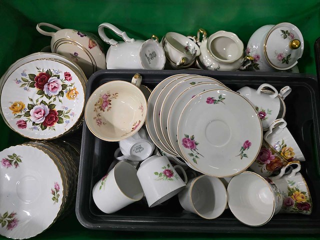 Royal esser, etc. grote partij porselein servies - afbeelding 10 van  14