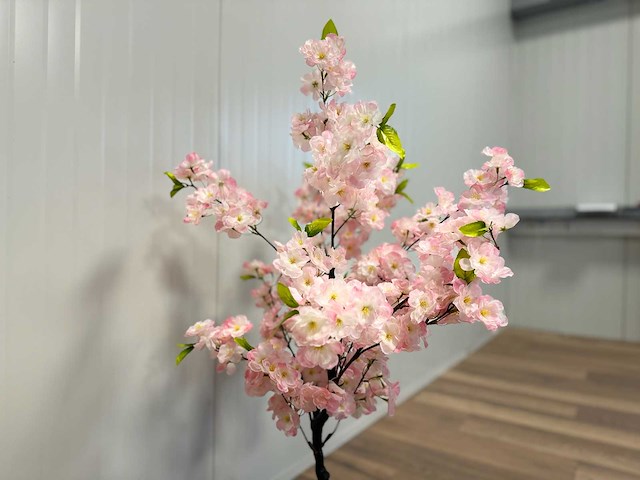 Royal pachira kersen bloesem kunstboom - afbeelding 15 van  16