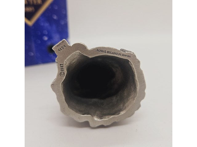 Royal selangor pewter castle gedecoreerd met kristal - afbeelding 2 van  10