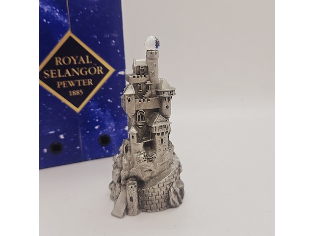 Royal selangor pewter castle gedecoreerd met kristal - afbeelding 3 van  10