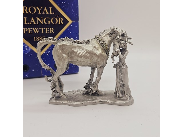 Royal selangor pewter 'the brave horse' gemaakt door liberty - afbeelding 1 van  10
