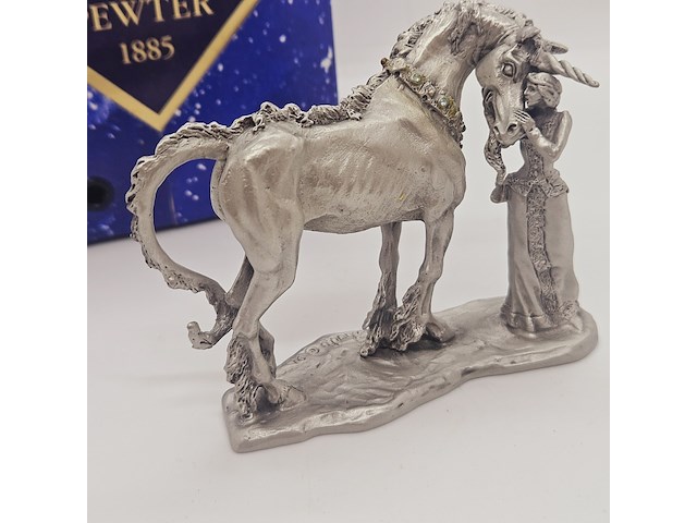 Royal selangor pewter 'the brave horse' gemaakt door liberty - afbeelding 9 van  10