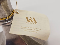 Royal selangor x victoria & albert museum kaarshouder - afbeelding 8 van  10