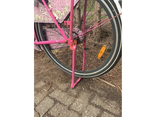 Roze damesfiets - afbeelding 2 van  6