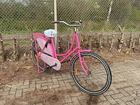 Roze damesfiets - afbeelding 1 van  6