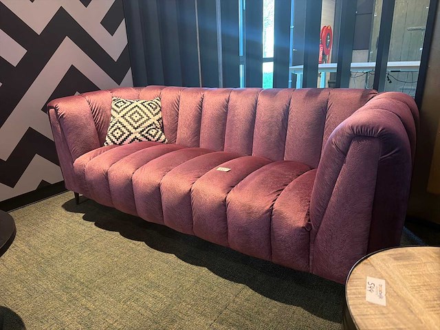 Roze design bank - afbeelding 2 van  5