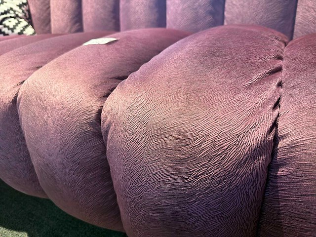 Roze design bank - afbeelding 4 van  5