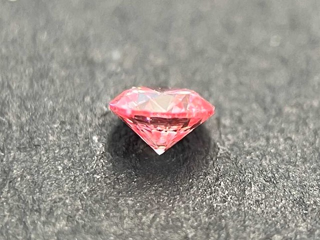 Roze diamant - 0.20 carat briljant geslepen diamant - afbeelding 4 van  4